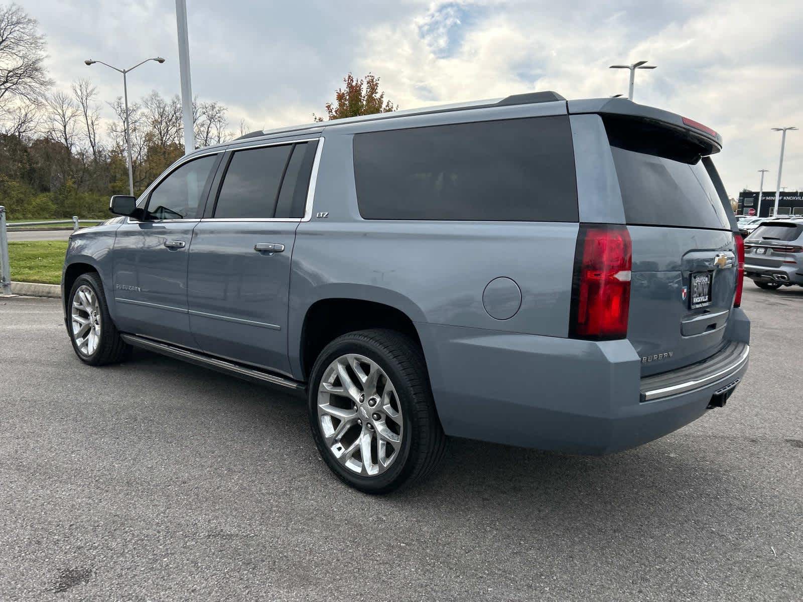 2016 Chevrolet Suburban LTZ 5