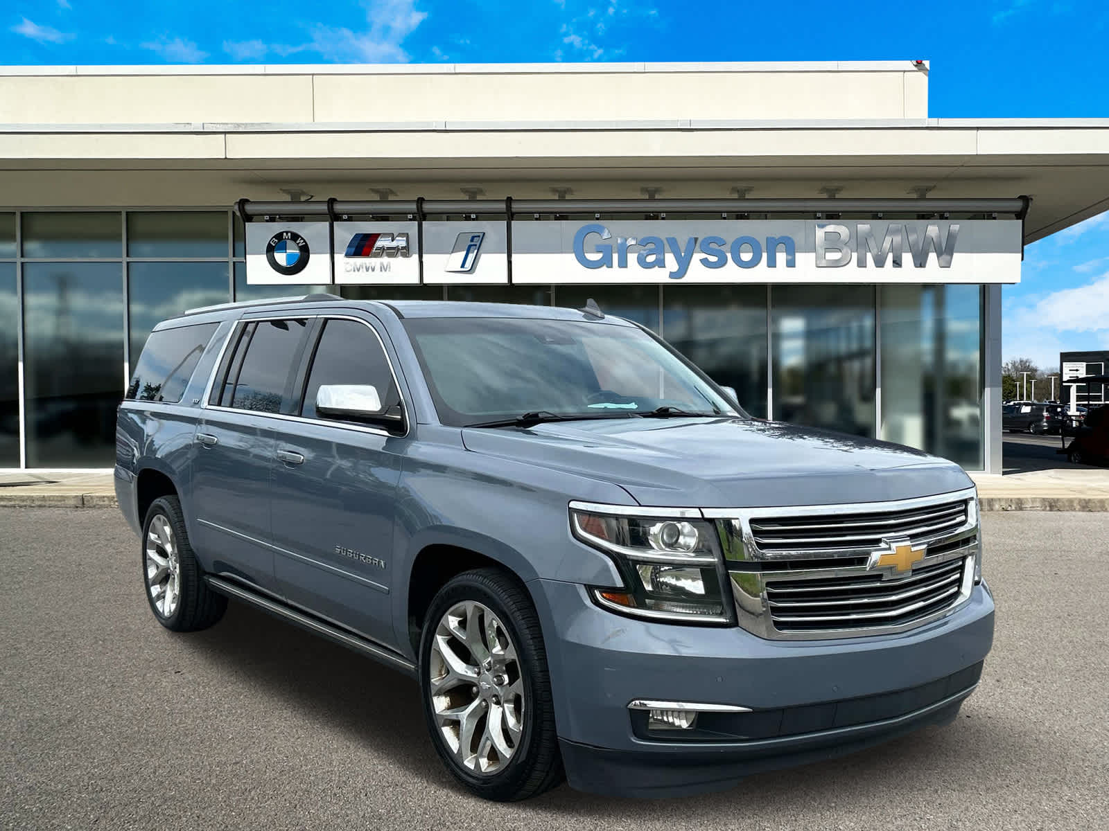 2016 Chevrolet Suburban LTZ 1