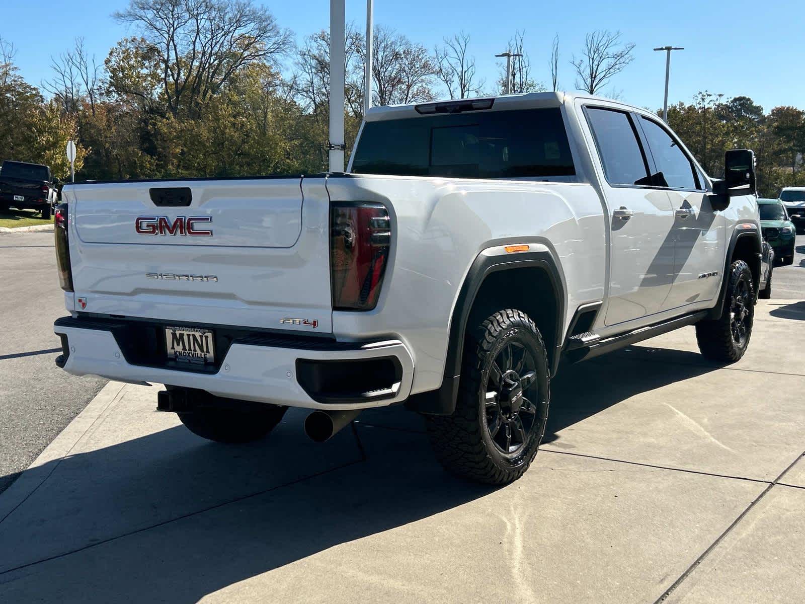 2024 GMC Sierra 3500HD AT4 4WD Crew Cab 159 6