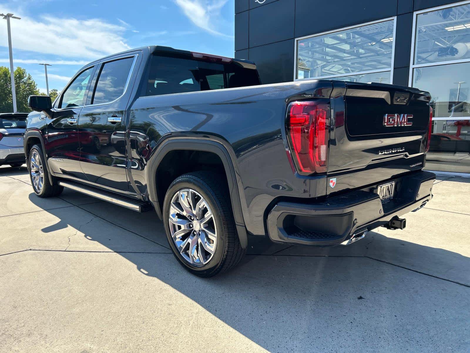 2023 GMC Sierra 1500 Denali 4WD Crew Cab 147 30