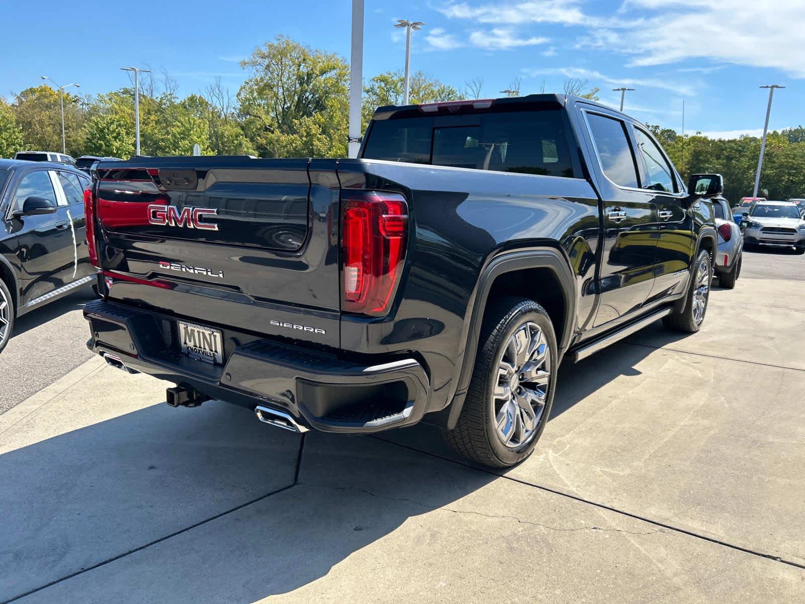 2023 GMC Sierra 1500 Denali 4WD Crew Cab 147 6