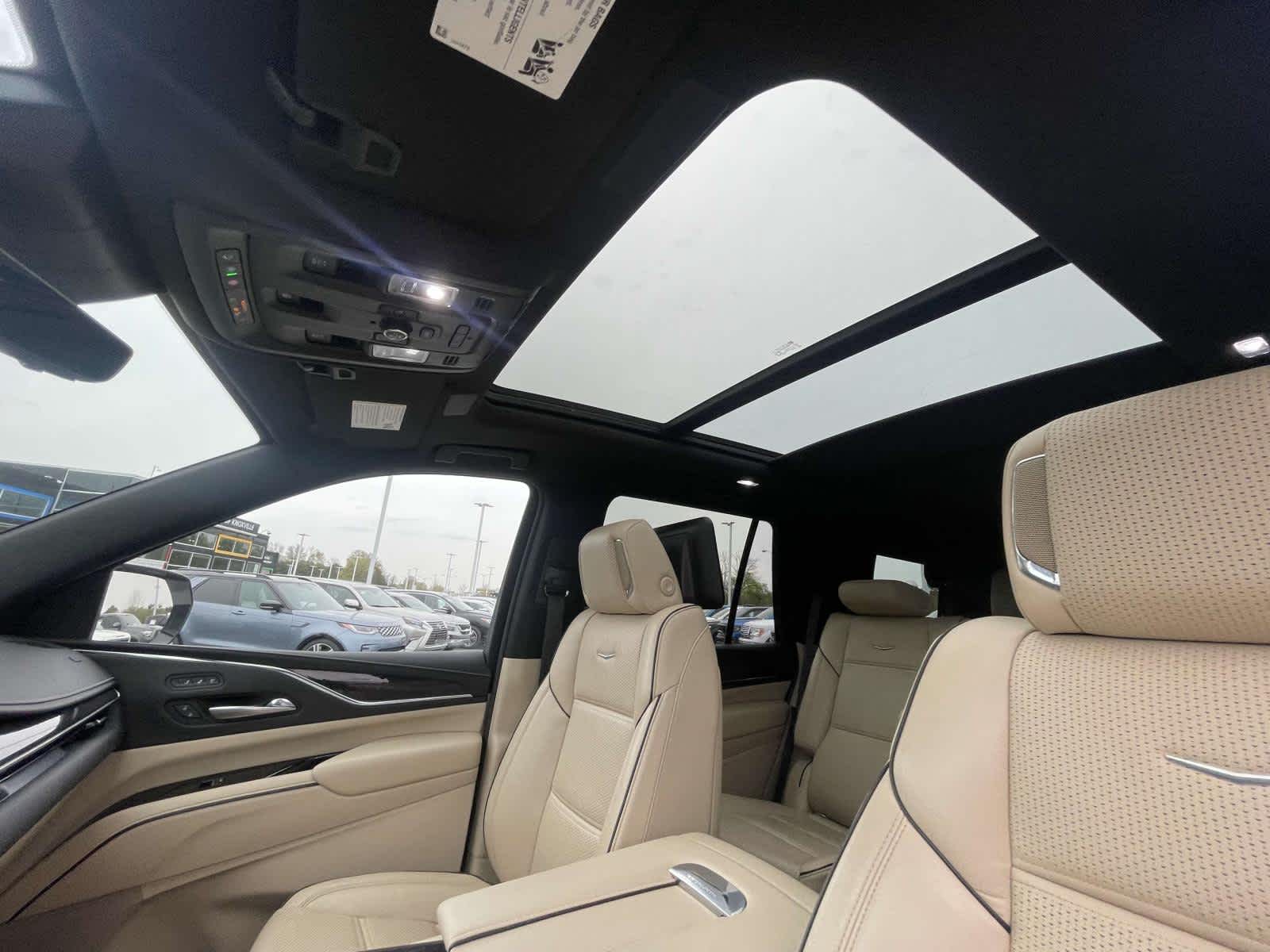 2021 Cadillac Escalade Premium Luxury 11