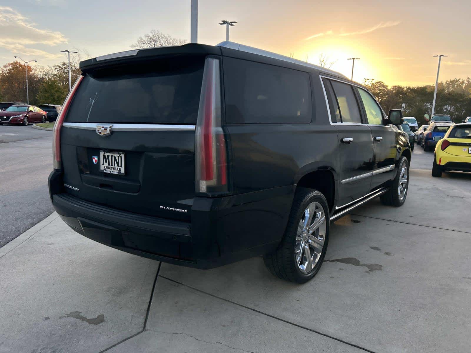 2018 Cadillac Escalade ESV Platinum 6