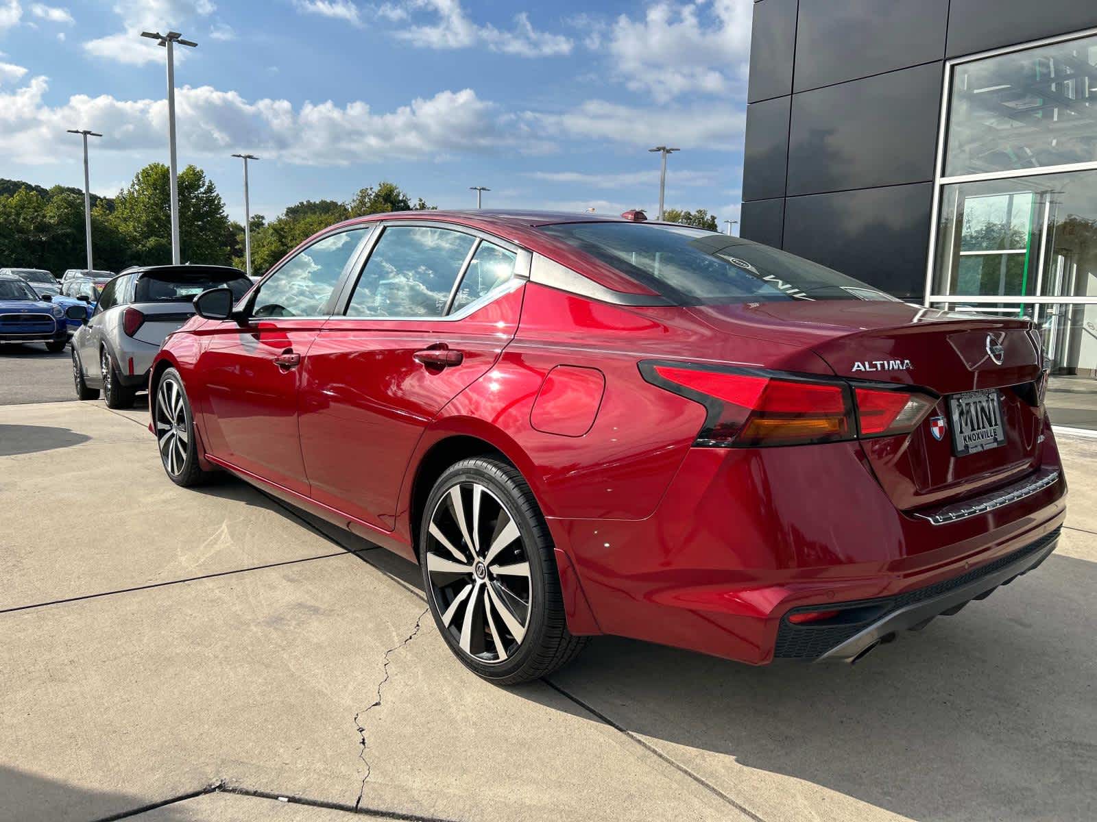 2020 Nissan Altima 2.5 SR 8