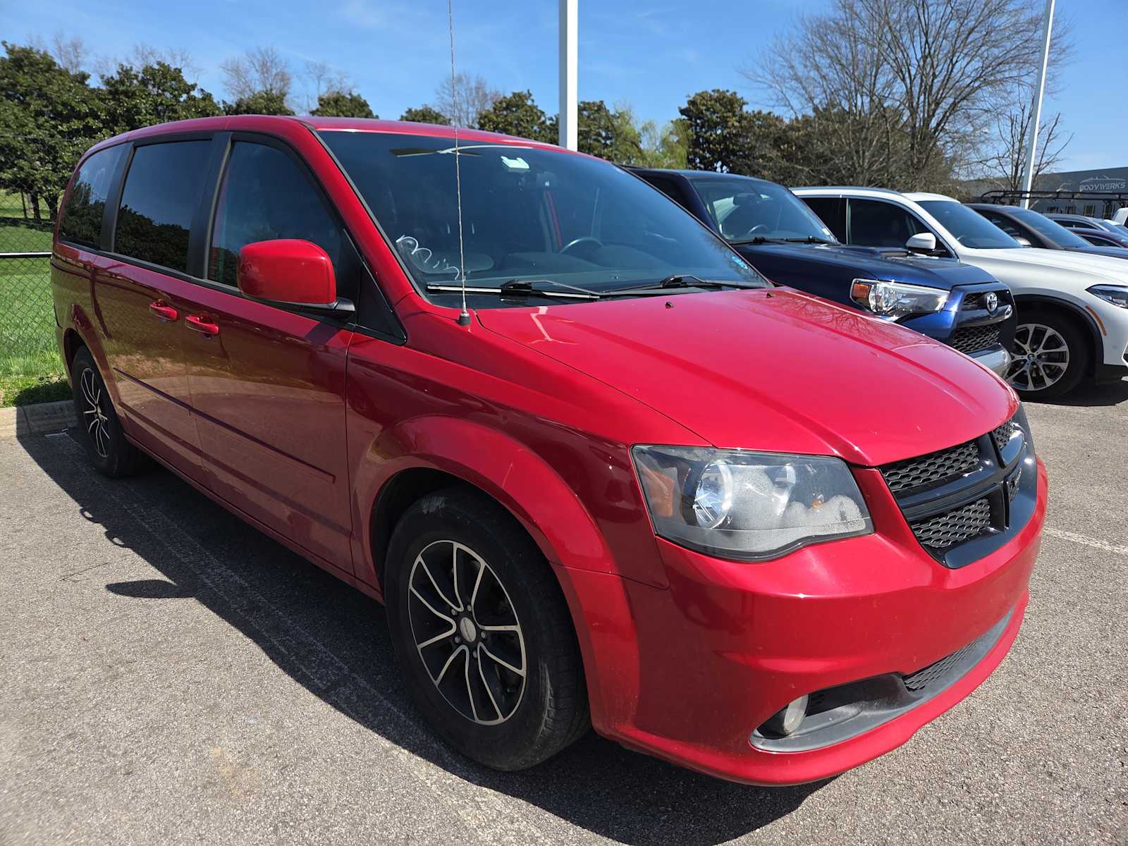 2015 Dodge Grand Caravan SXT Plus FWD