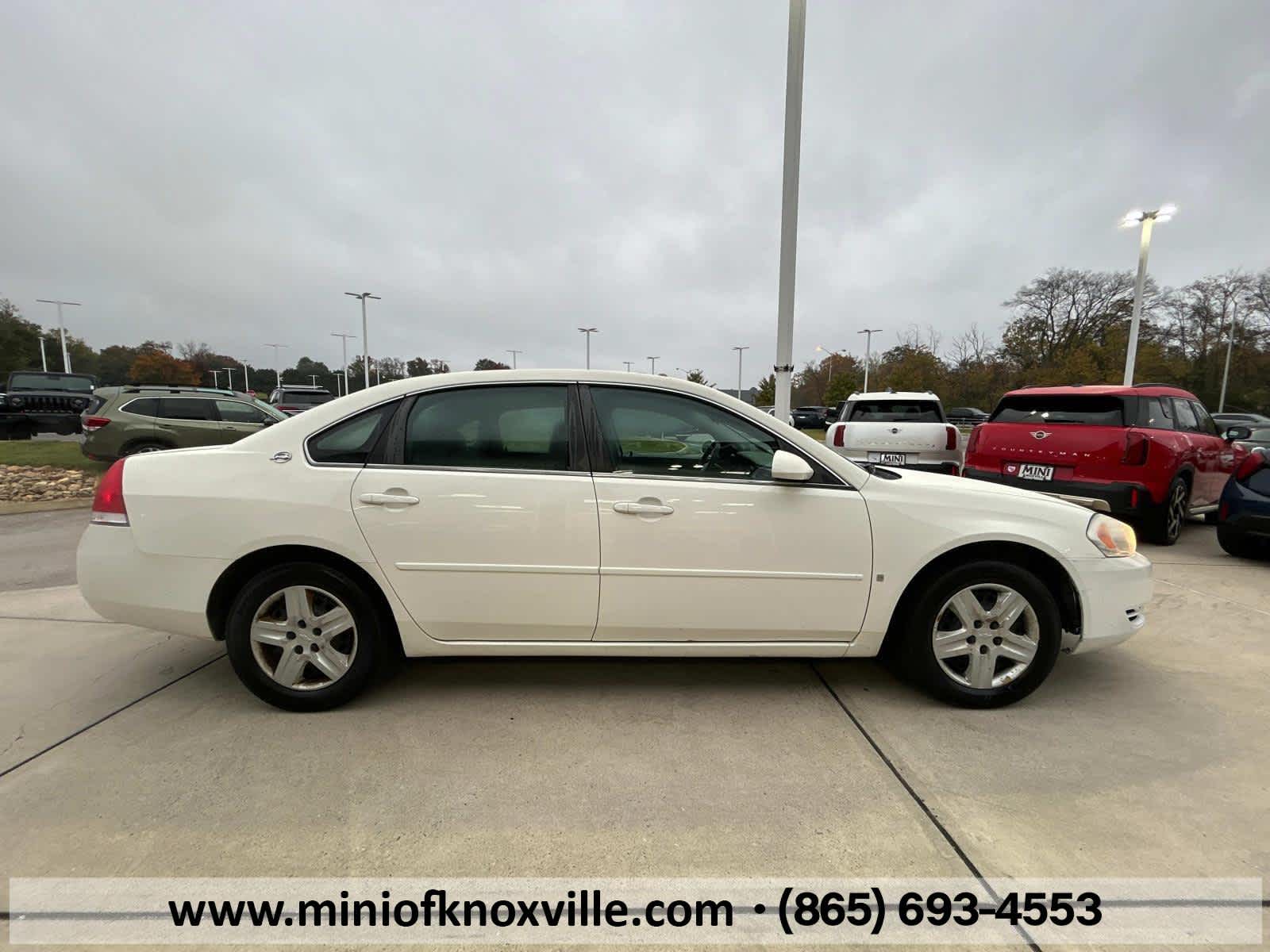 2008 Chevrolet Impala LS 30