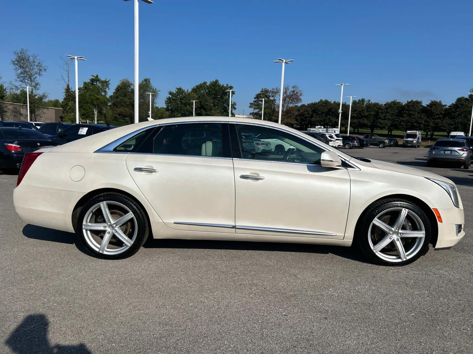 2013 Cadillac XTS Platinum 2