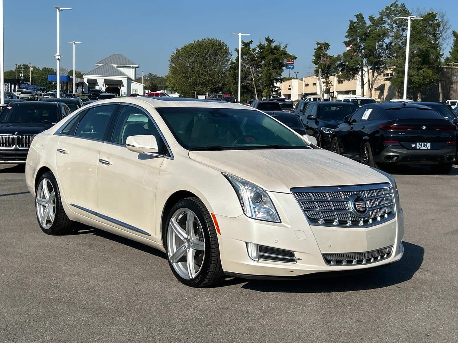 2013 Cadillac XTS Platinum 1