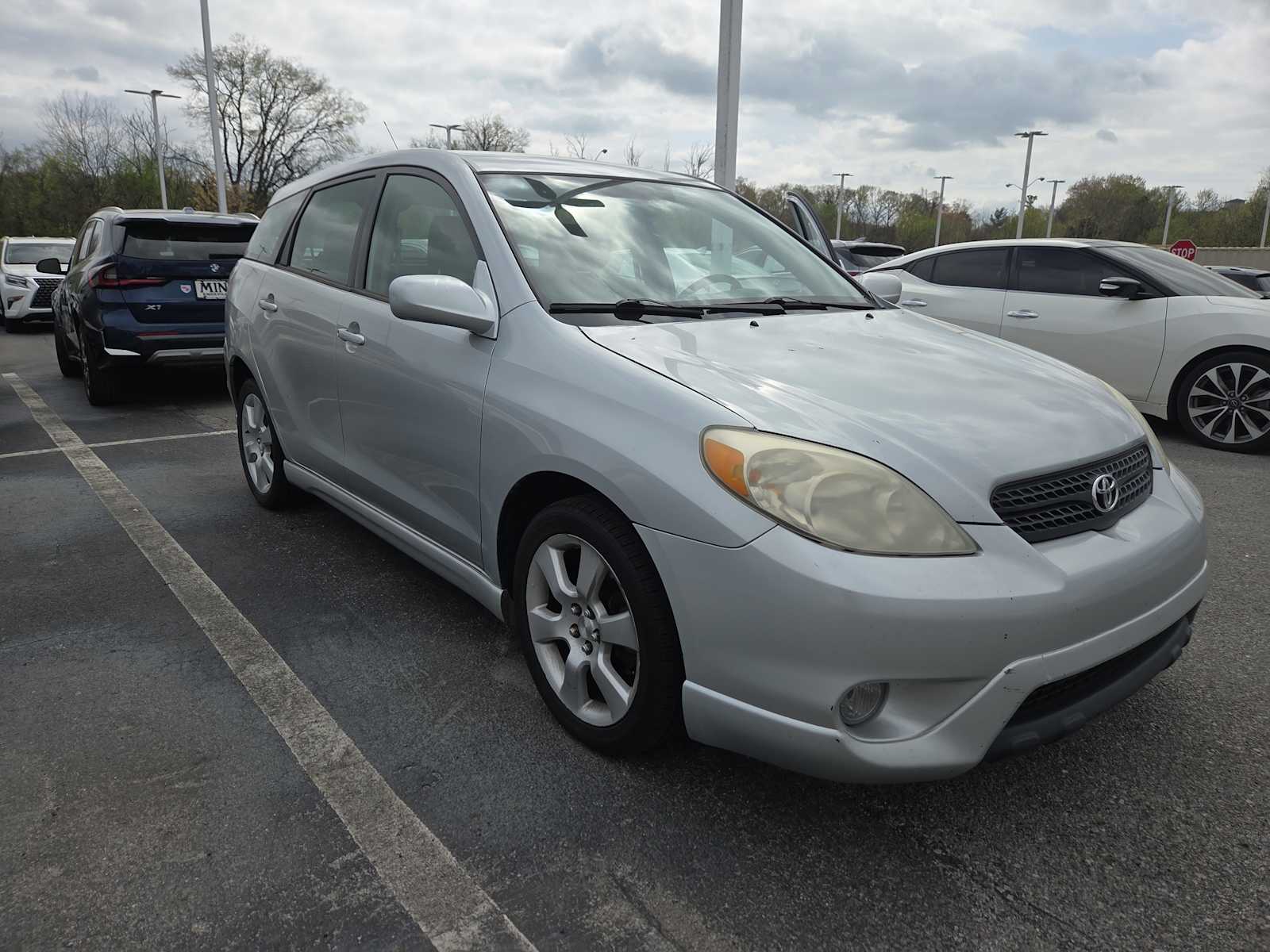 Silver Streak Mica 2007 Toyota Matrix XR Hatchback Front-Wheel Drive Automatic