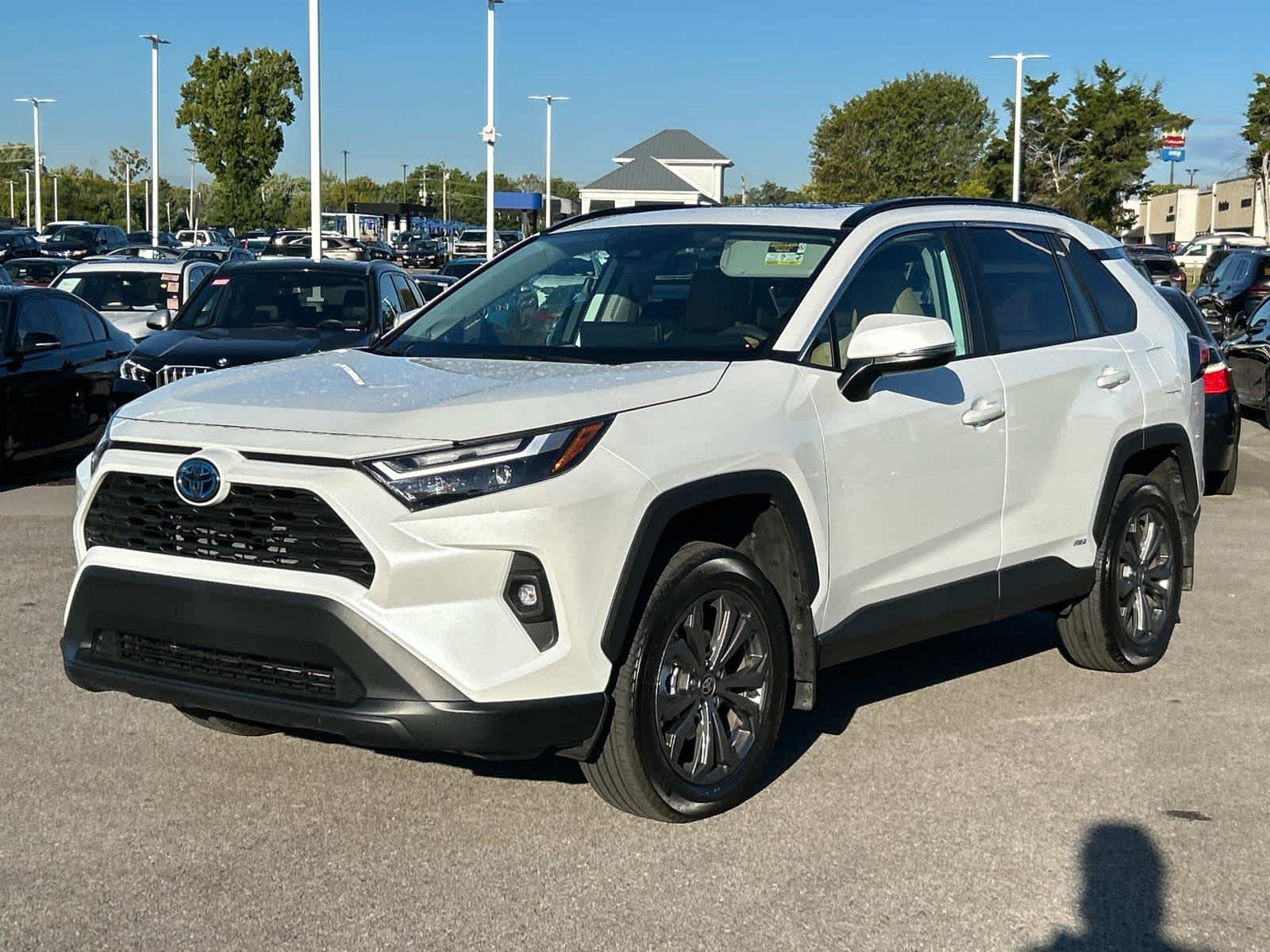 2024 Toyota RAV4 Hybrid XLE Premium 7