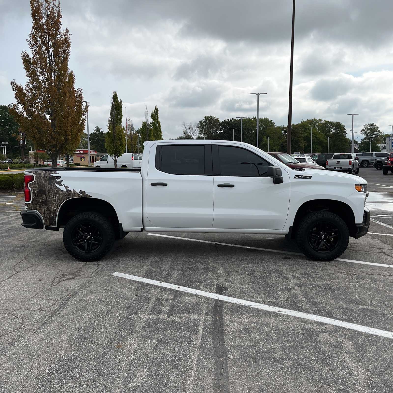 2021 Chevrolet Silverado 1500 Custom Trail Boss 4WD Crew Cab 147 6