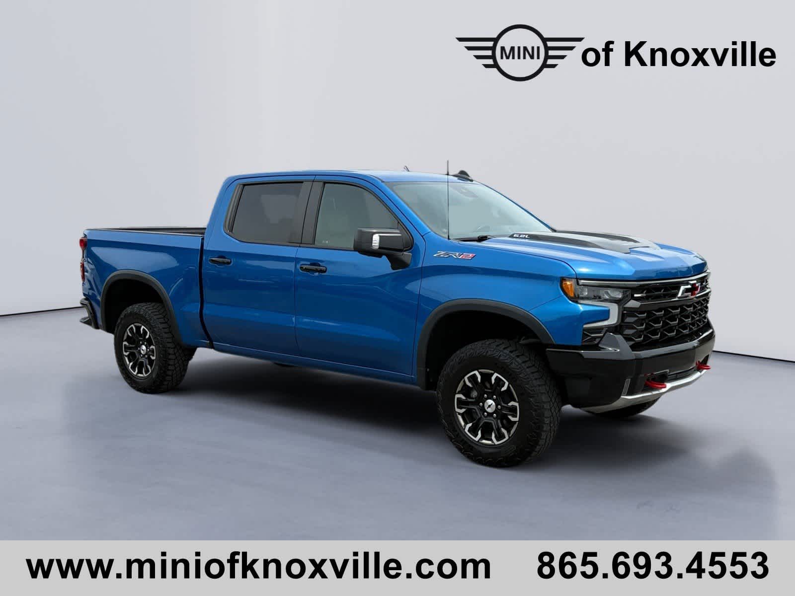 View vehicle photo 2