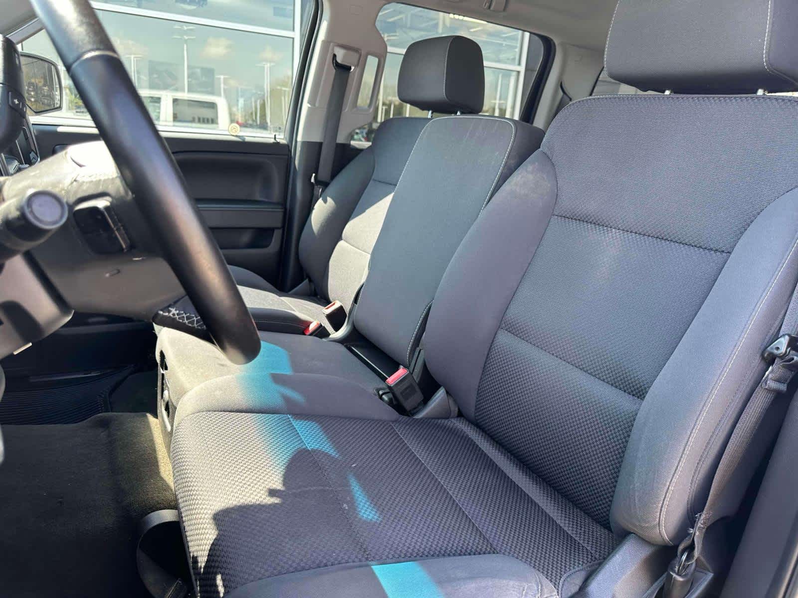 2018 Chevrolet Silverado 1500 LT 4WD Crew Cab 153.0 15