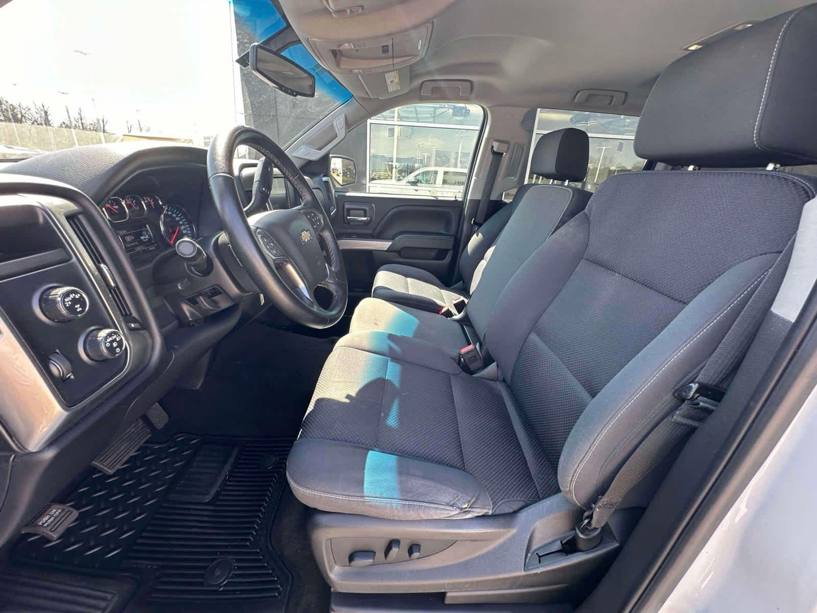 2018 Chevrolet Silverado 1500 LT 4WD Crew Cab 153.0 14