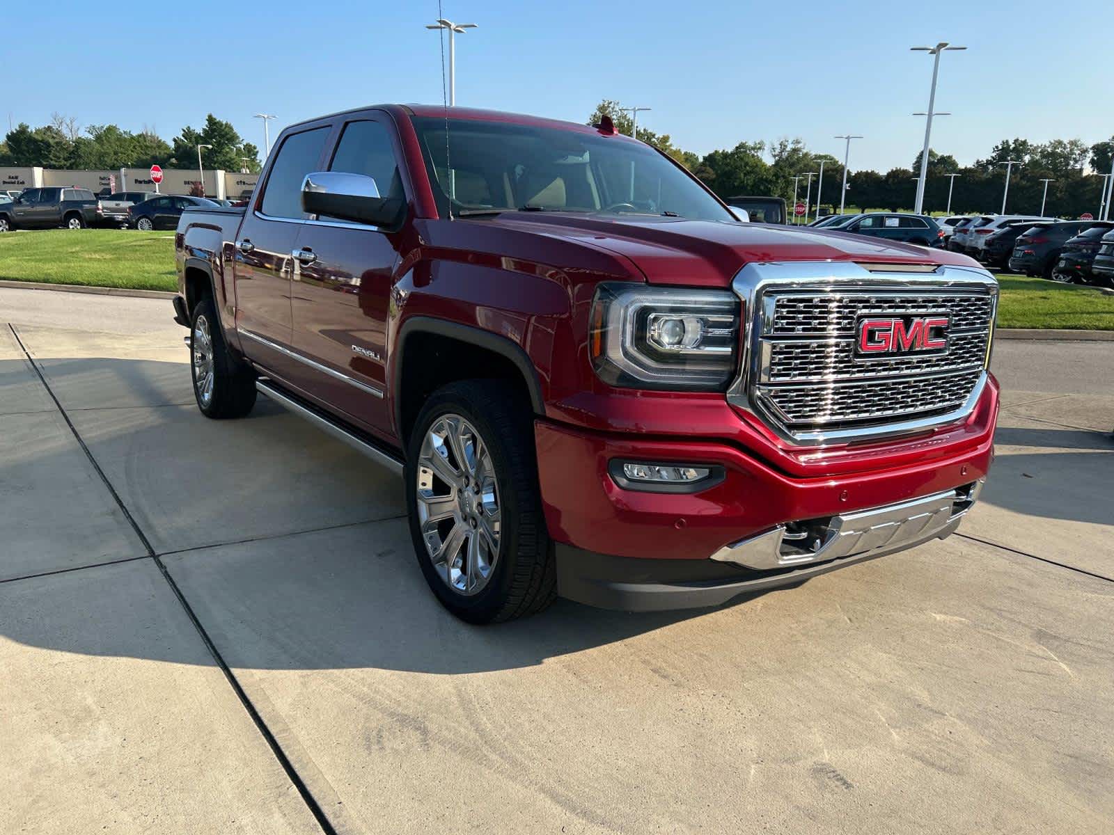 2018 GMC Sierra 1500 Denali 4WD Crew Cab 143.5 4