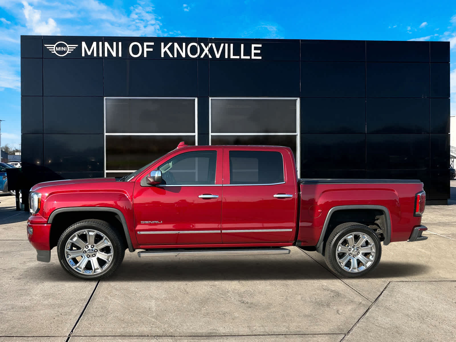 2018 GMC Sierra 1500 Denali 4WD Crew Cab 143.5 1