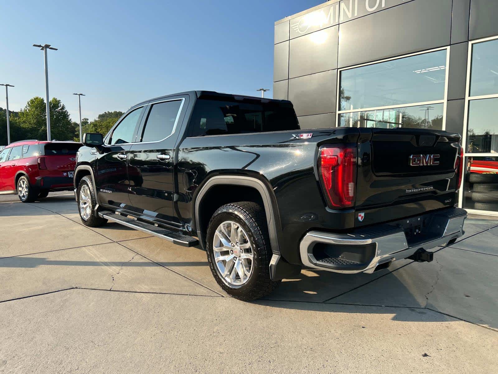 2020 GMC Sierra 1500 SLT 4WD Crew Cab 147 8