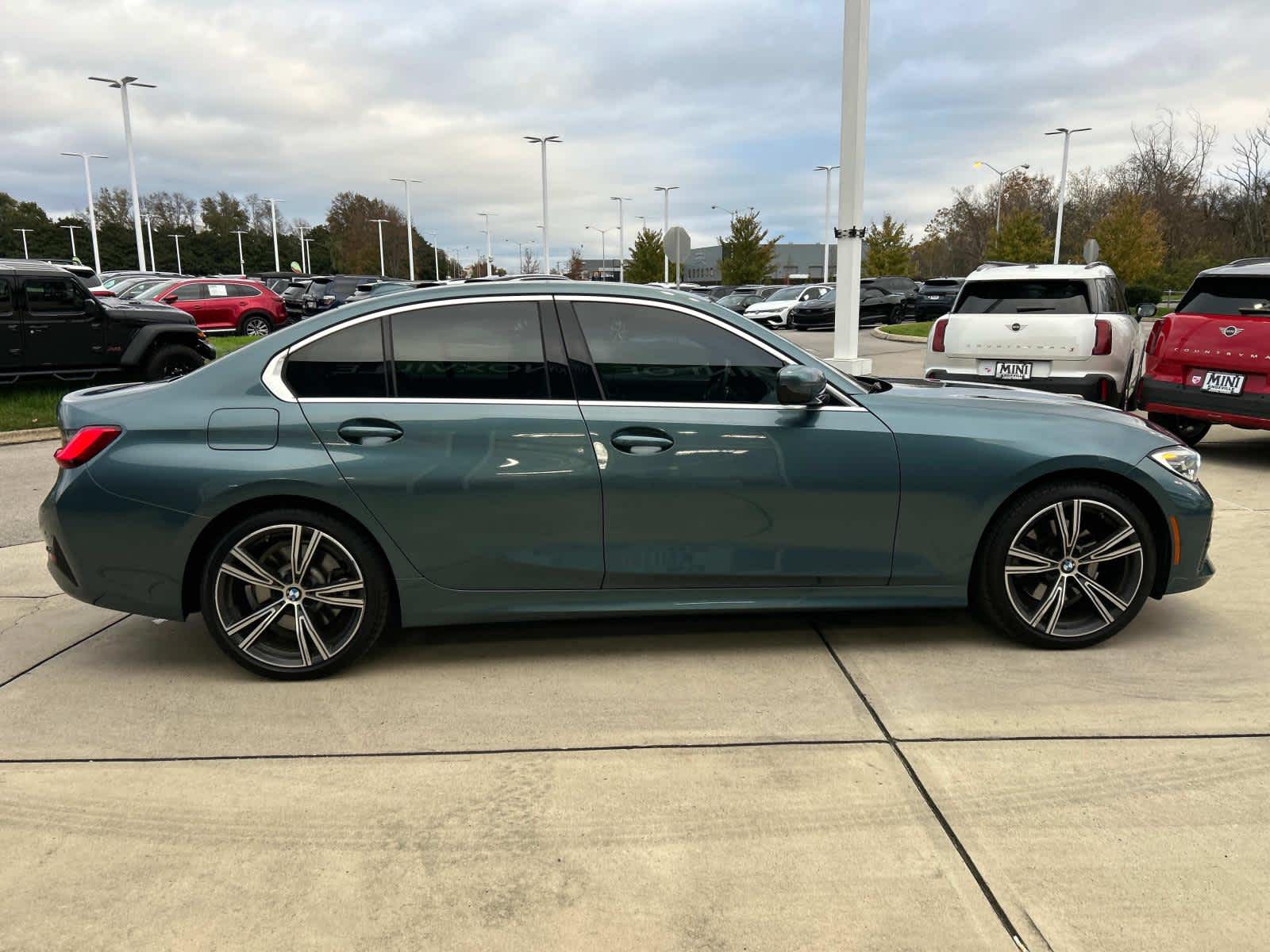 2021 BMW 3 Series 330i 5