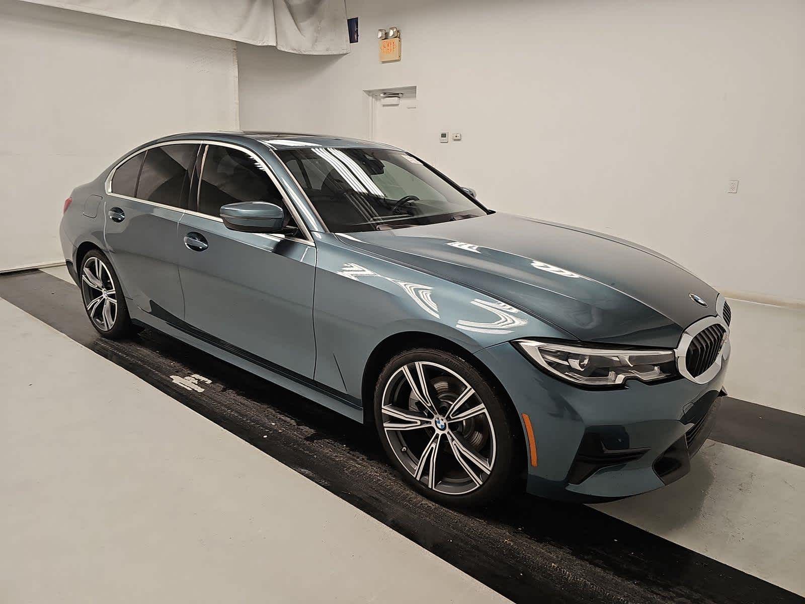 2021 BMW 3 Series 330i 3