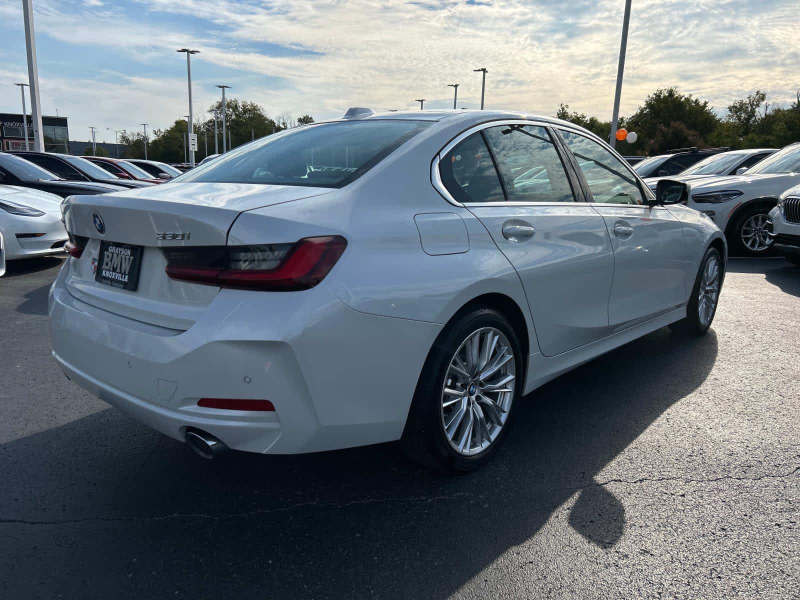 2024 BMW 3 Series 330i xDrive 3