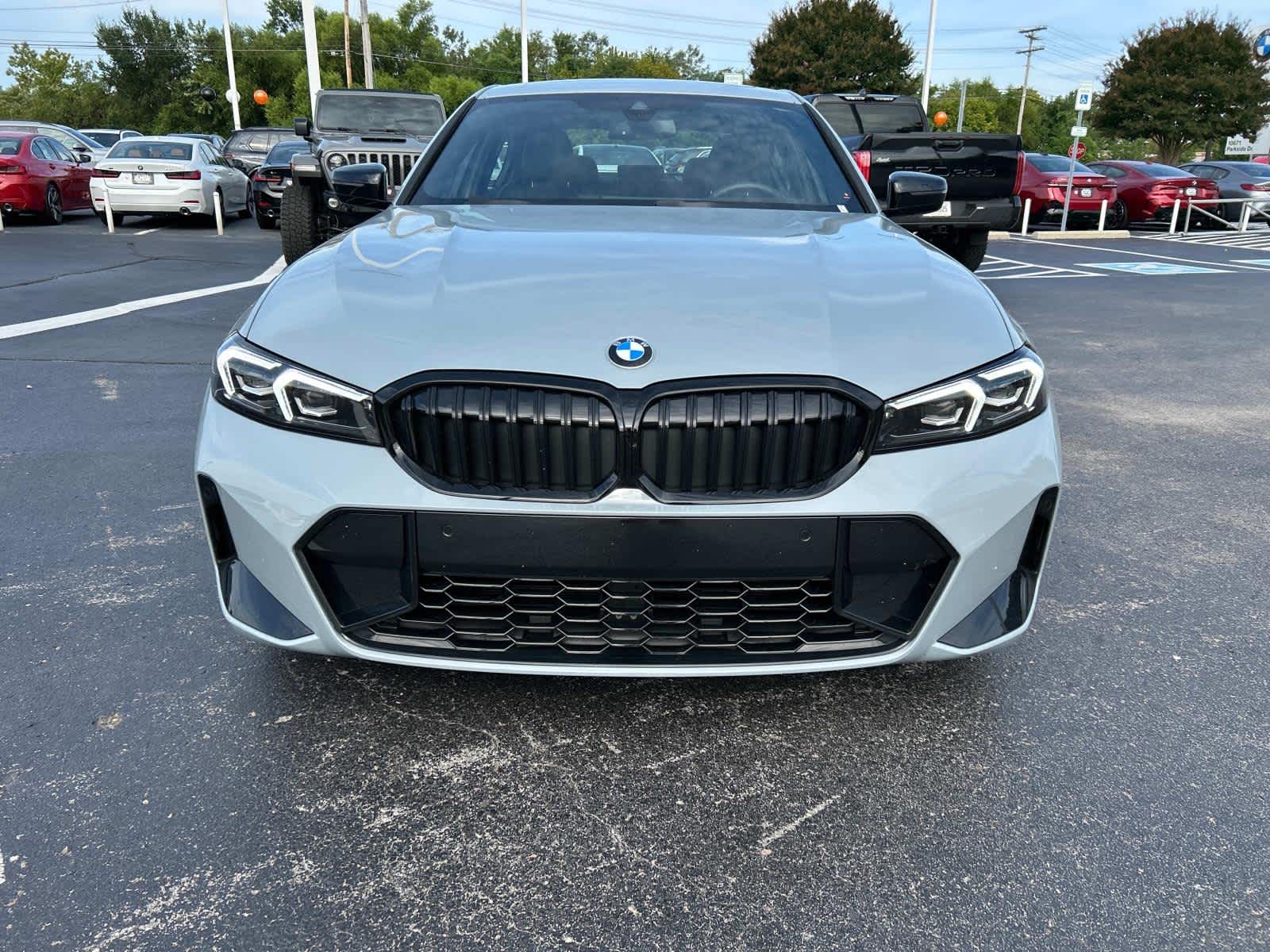 2024 BMW 3 Series 330i xDrive 8