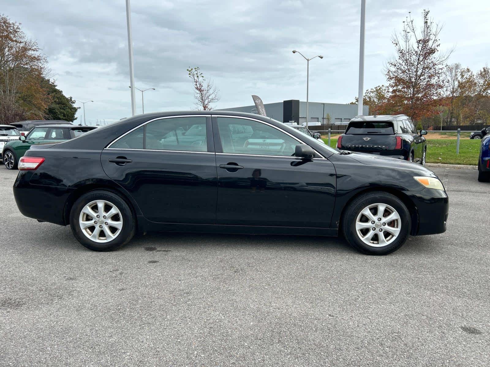 2011 Toyota Camry LE 2