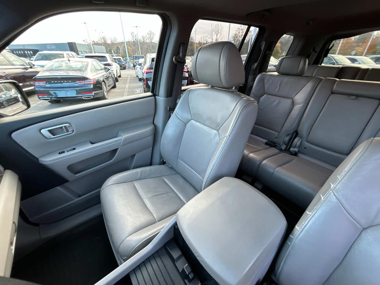 2011 Honda Pilot EX-L 11