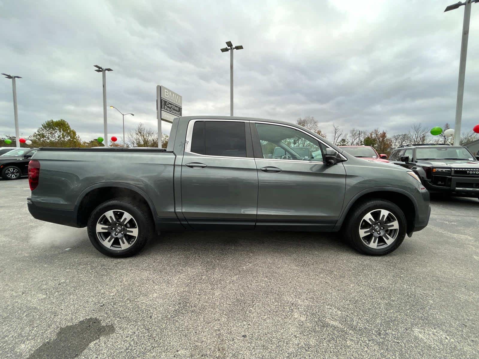 2017 Honda Ridgeline RTL-T 4x4 Crew Cab 5.3 Bed 2