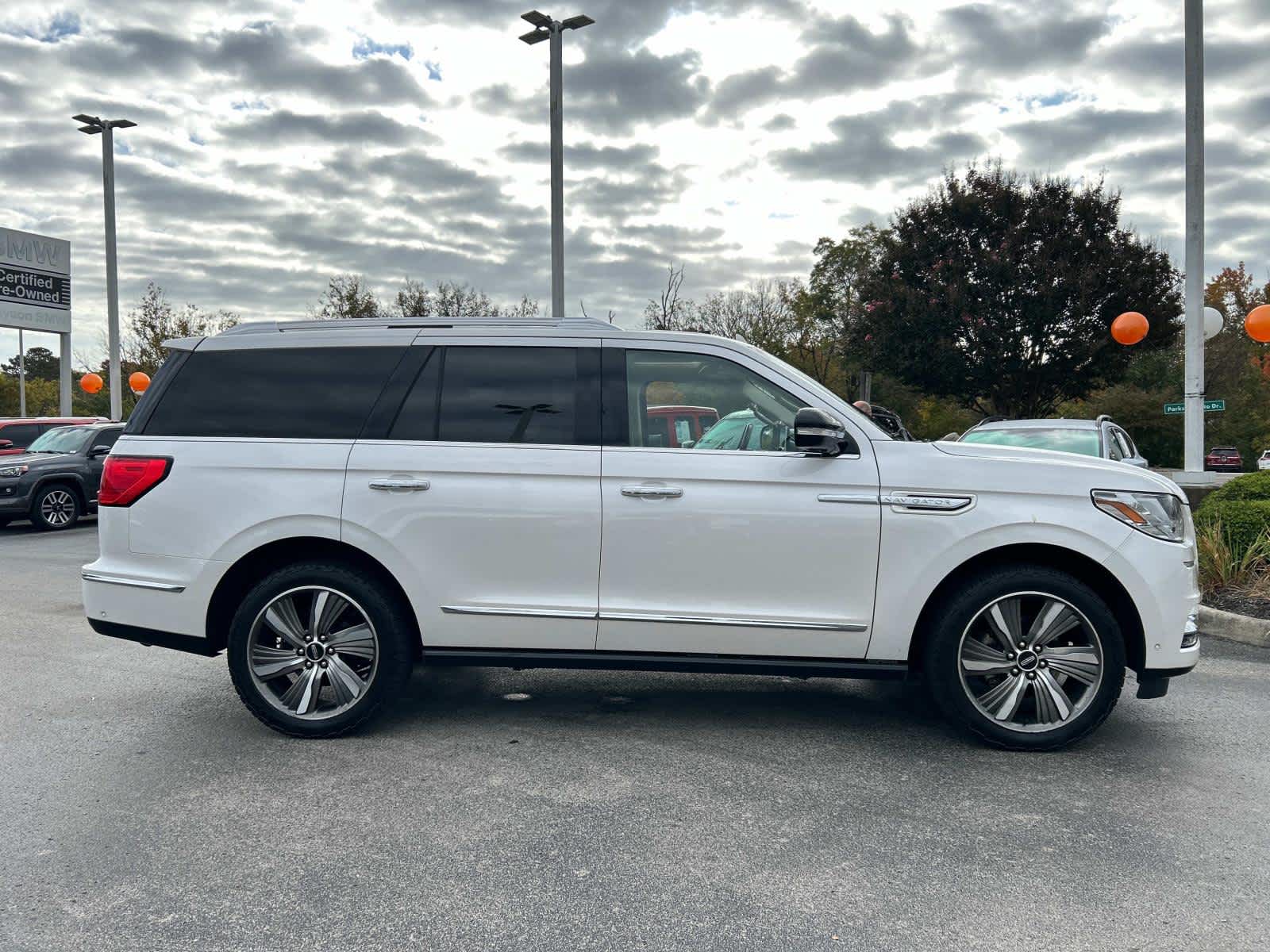 2019 Lincoln Navigator Reserve 2