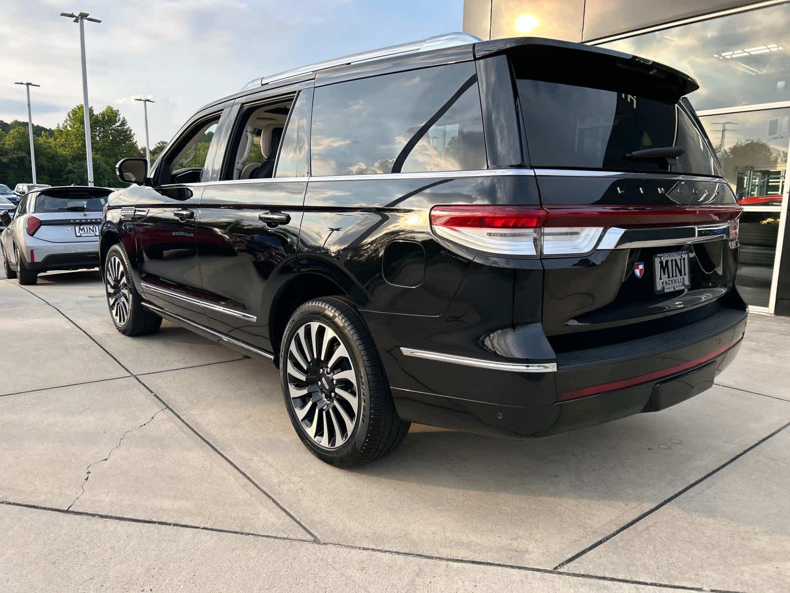 2023 Lincoln Navigator Black Label 8