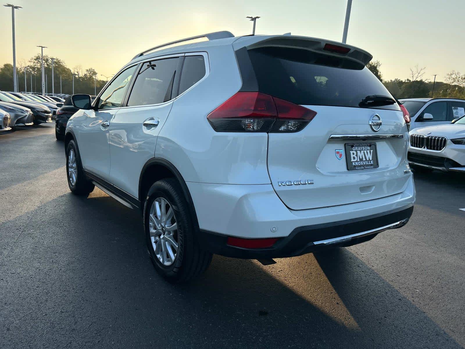 2019 Nissan Rogue SV 5