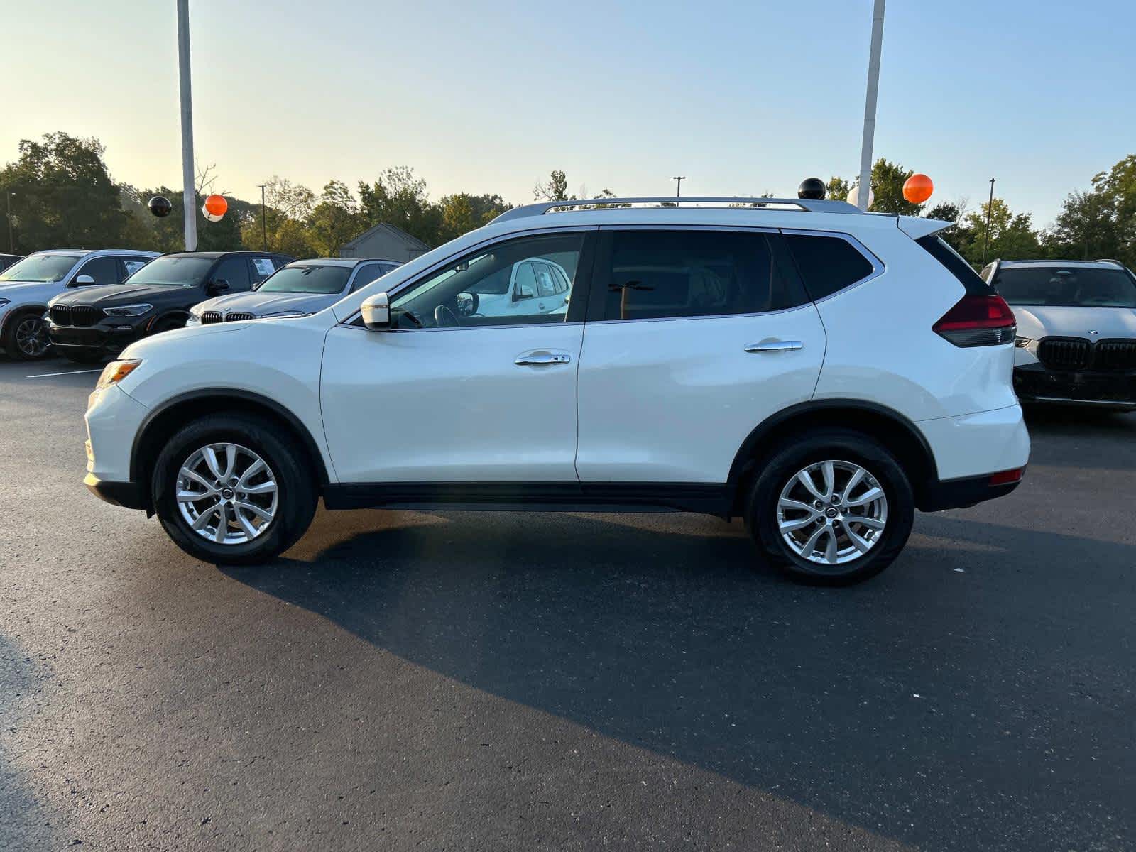 2019 Nissan Rogue SV 6