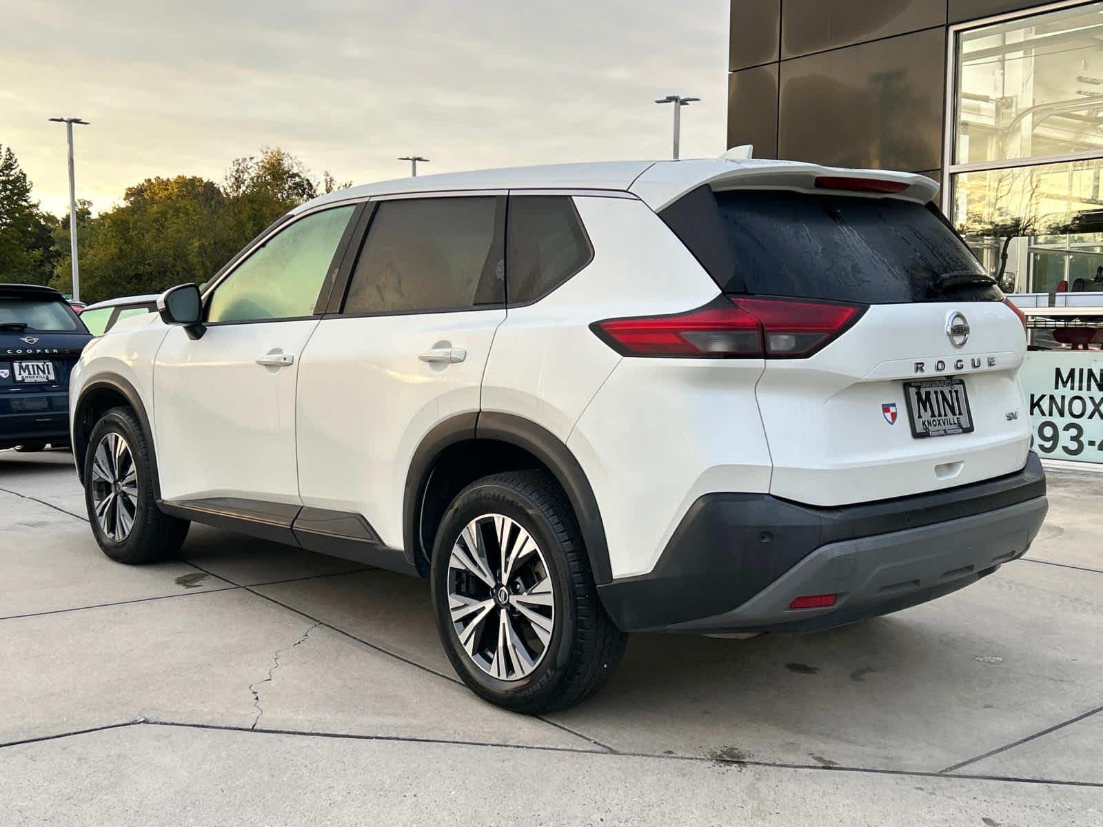 2021 Nissan Rogue SV 8