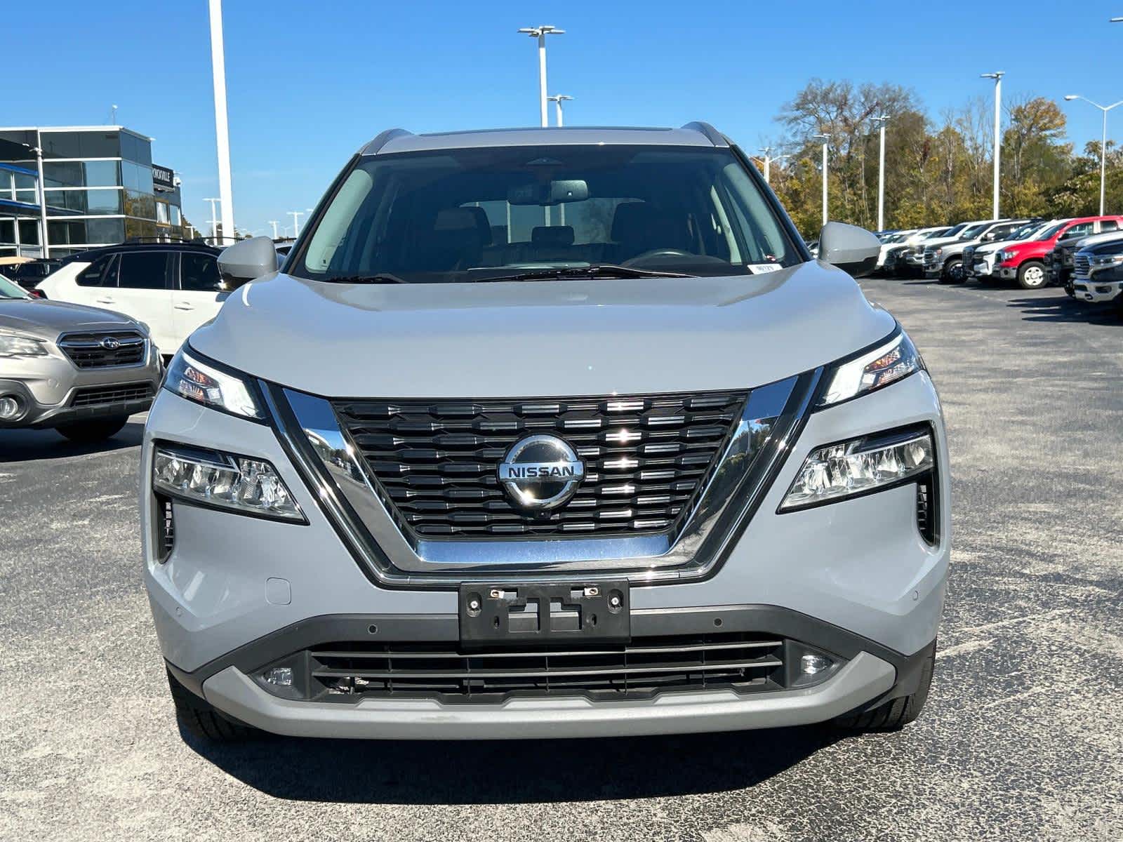 2021 Nissan Rogue SL 8