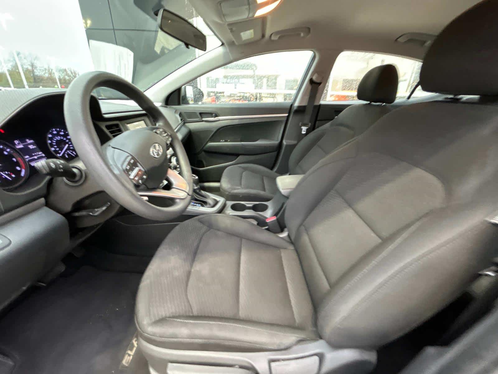 2019 Hyundai Elantra SE 9