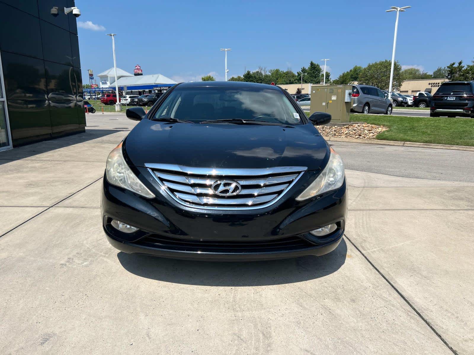 2012 Hyundai Sonata 2.4L SE 3