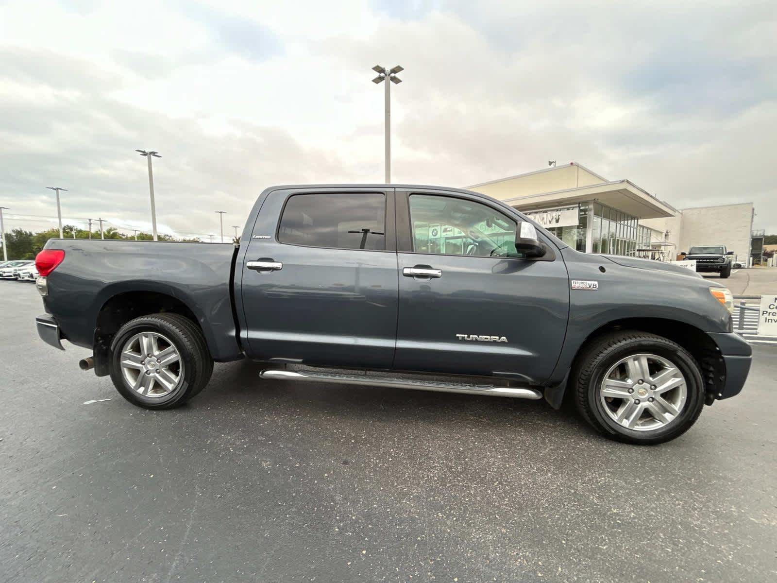 2008 Toyota Tundra LTD CrewMax 5.7L V8 6-Spd AT 2