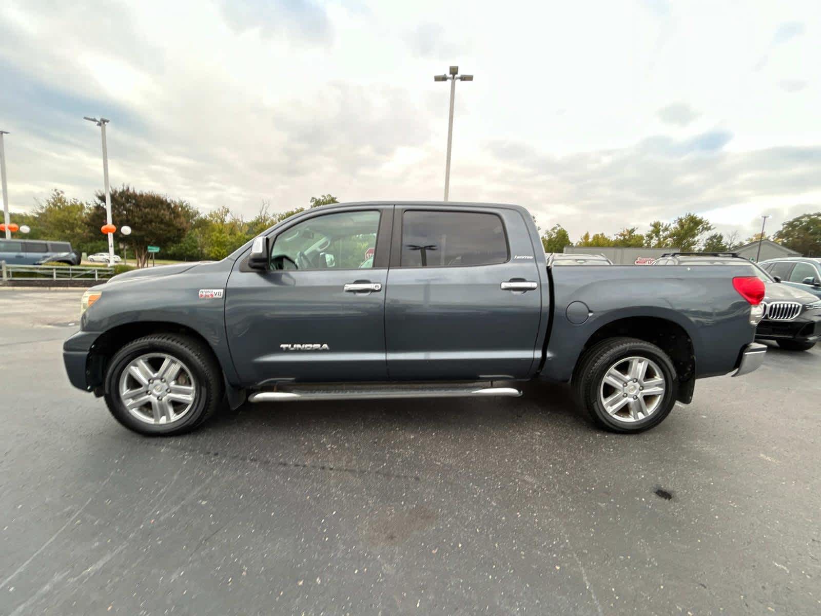 2008 Toyota Tundra LTD CrewMax 5.7L V8 6-Spd AT 6