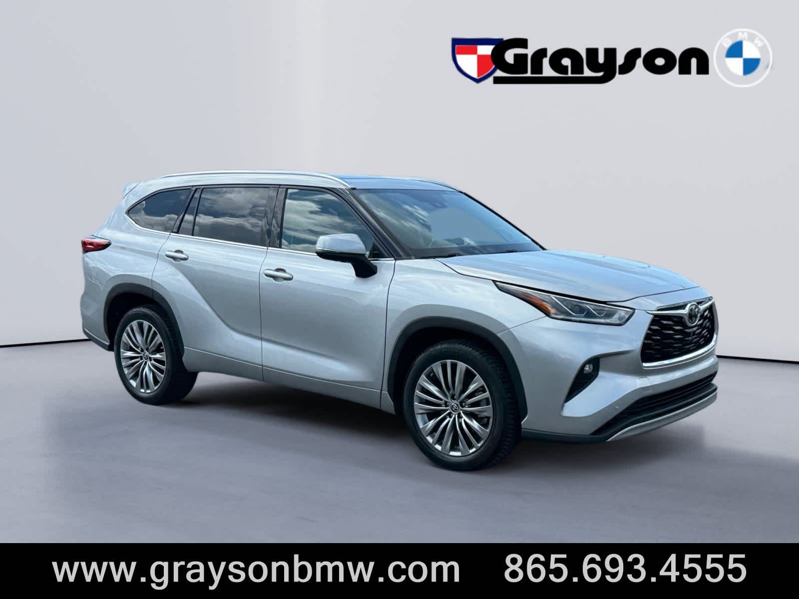 Celestial Silver Metallic 2021 Toyota Highlander SUV / Crossover Front-Wheel Drive 8-Speed Automatic