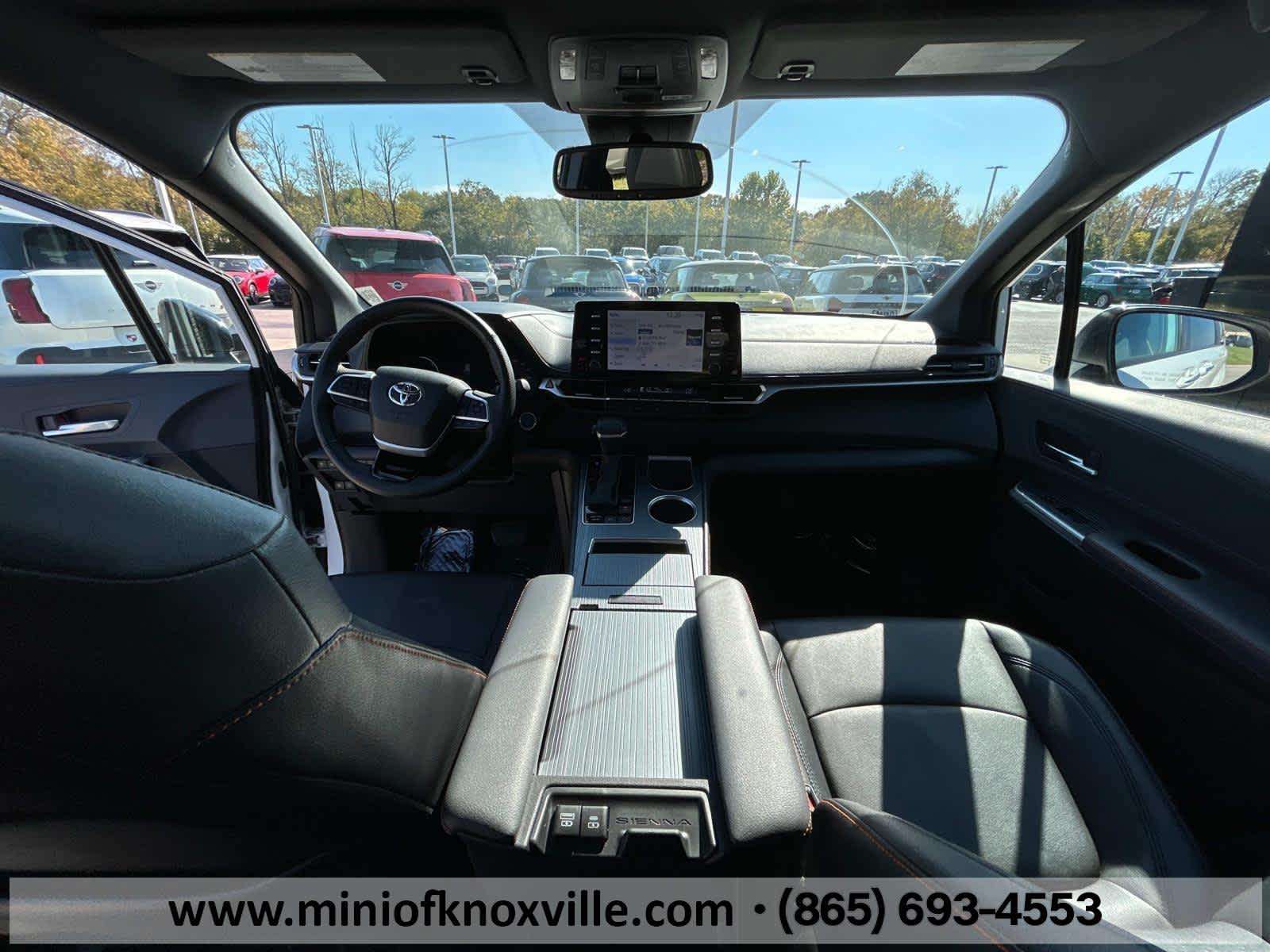 2023 Toyota Sienna XSE 14