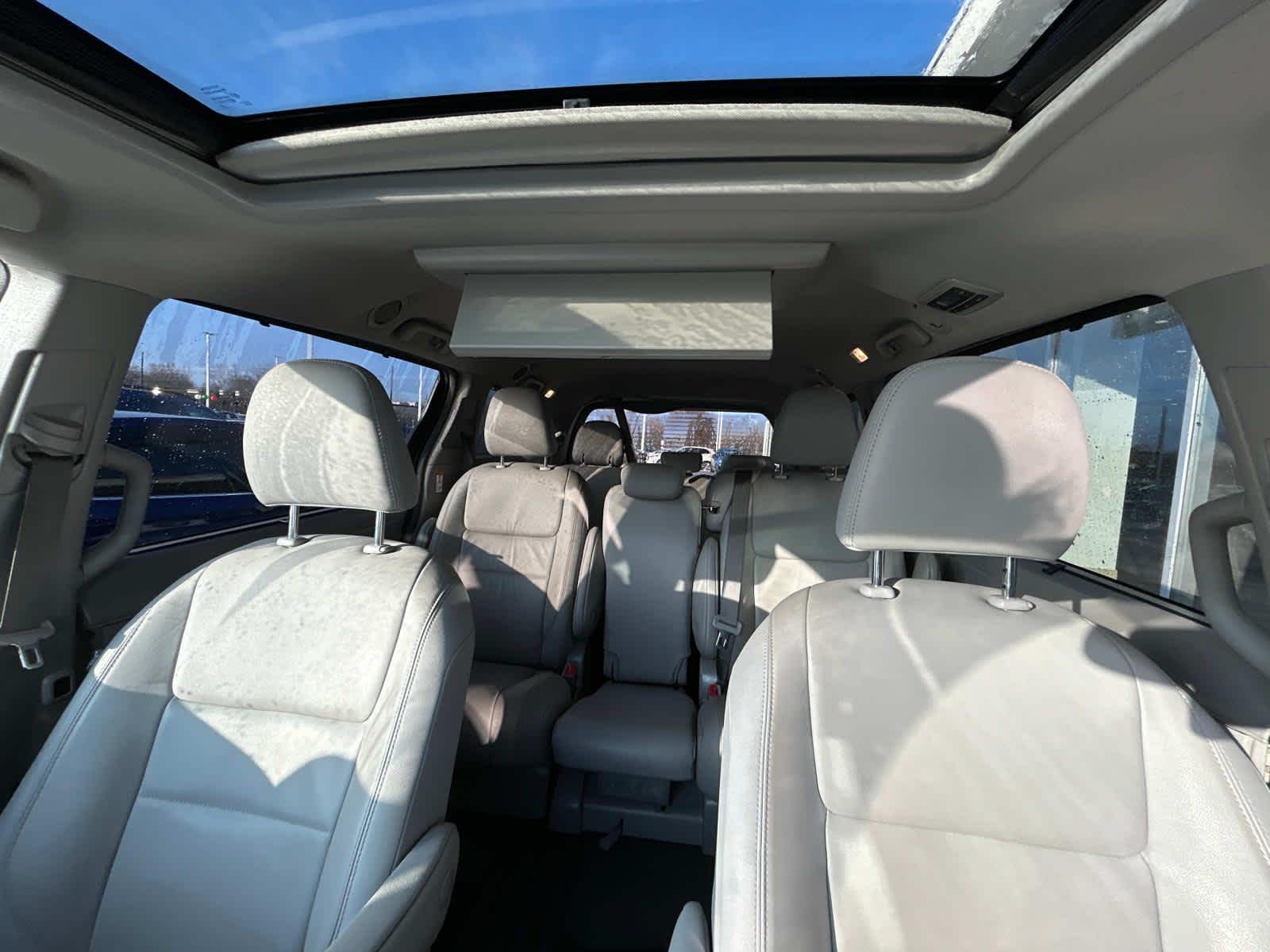 2019 Toyota Sienna XLE Premium 13