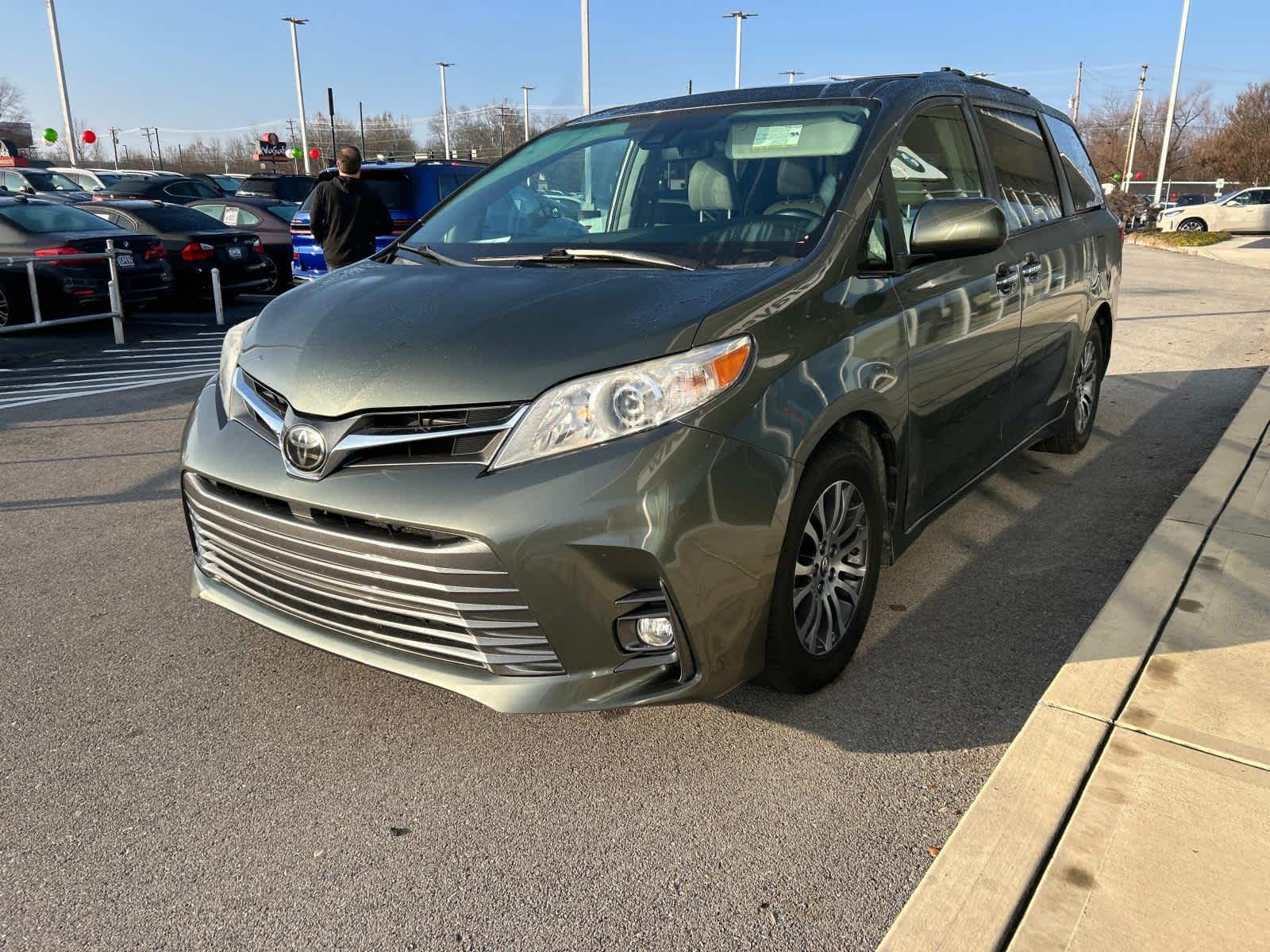 2019 Toyota Sienna XLE Premium 7