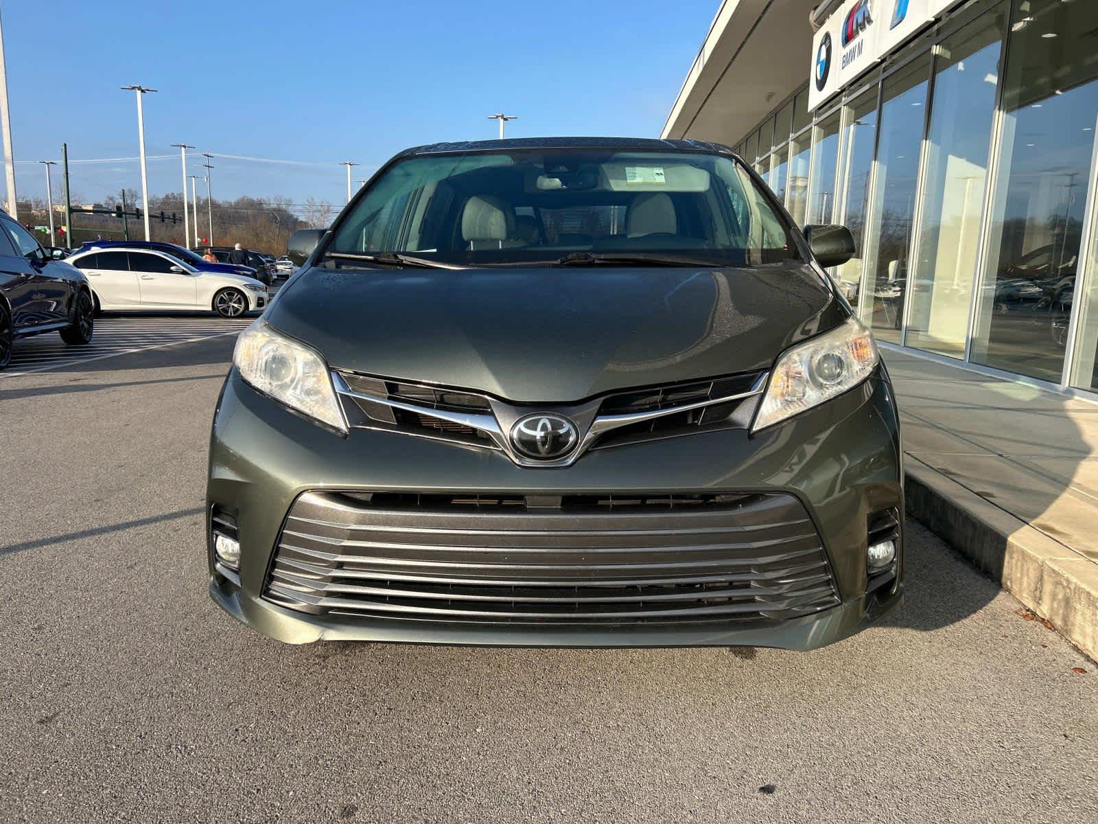 2019 Toyota Sienna XLE Premium 8