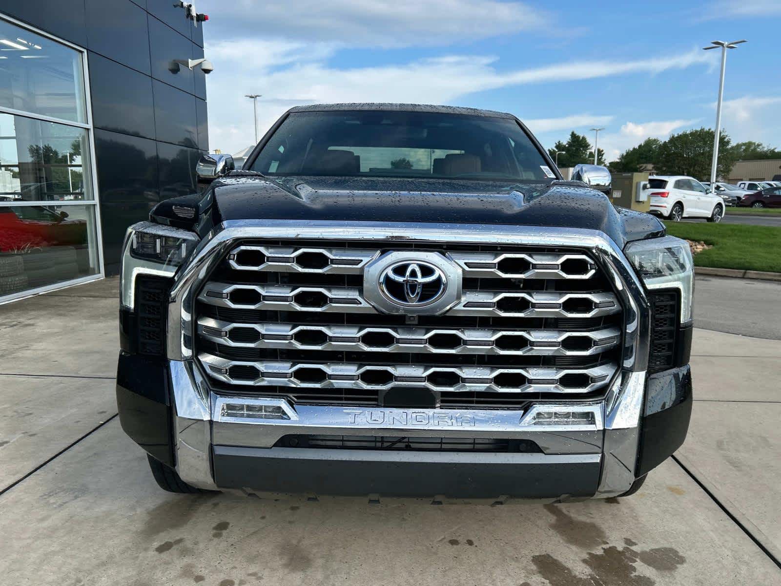 2024 Toyota Tundra 1794 Edition Hybrid CrewMax 5.5 Bed 3