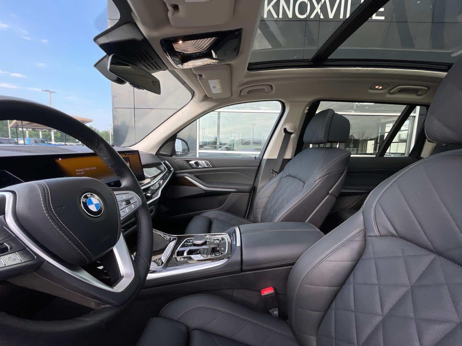2023 BMW X7 xDrive40i 10