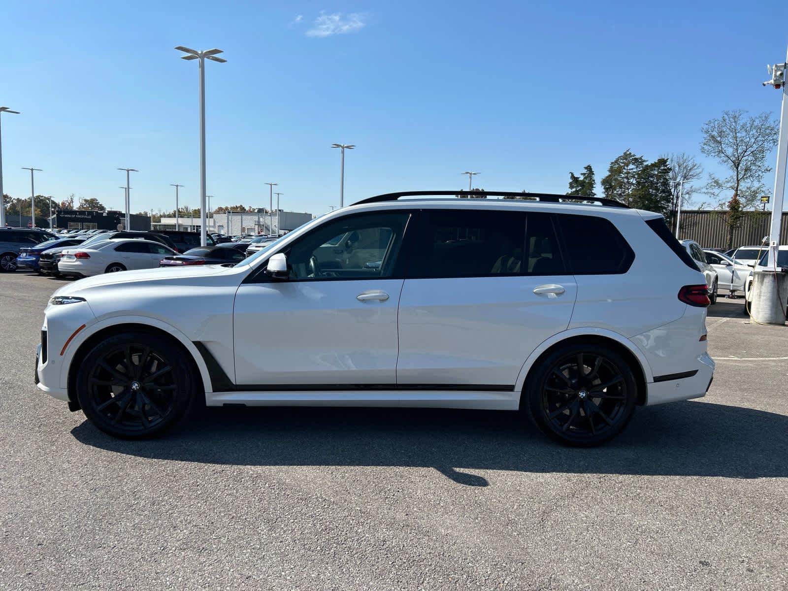 2023 BMW X7 xDrive40i 6