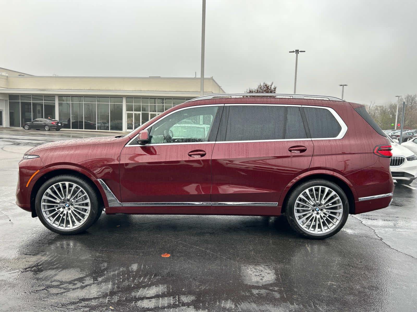 2025 BMW X7 xDrive40i 6