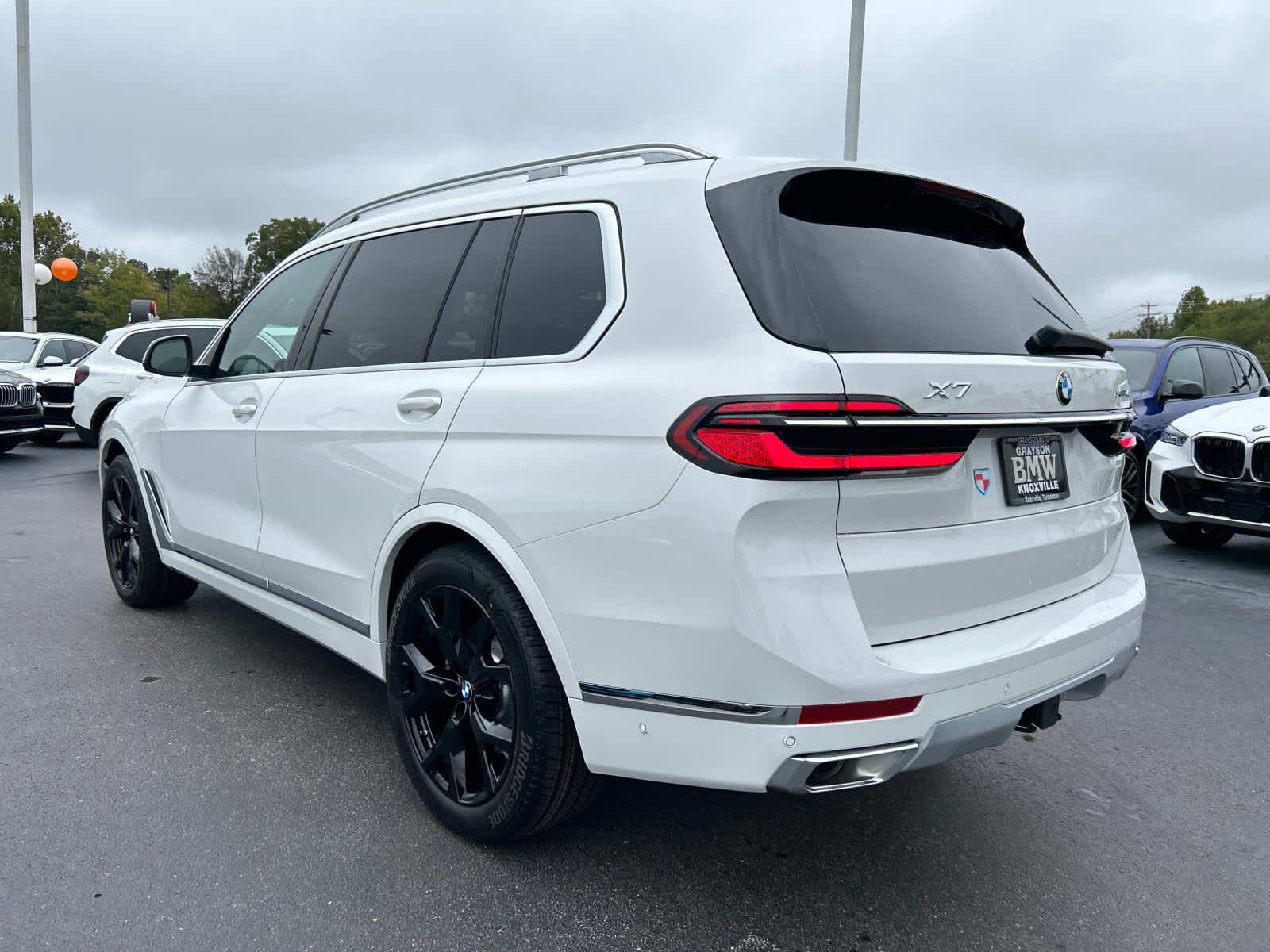 2025 BMW X7 xDrive40i 5