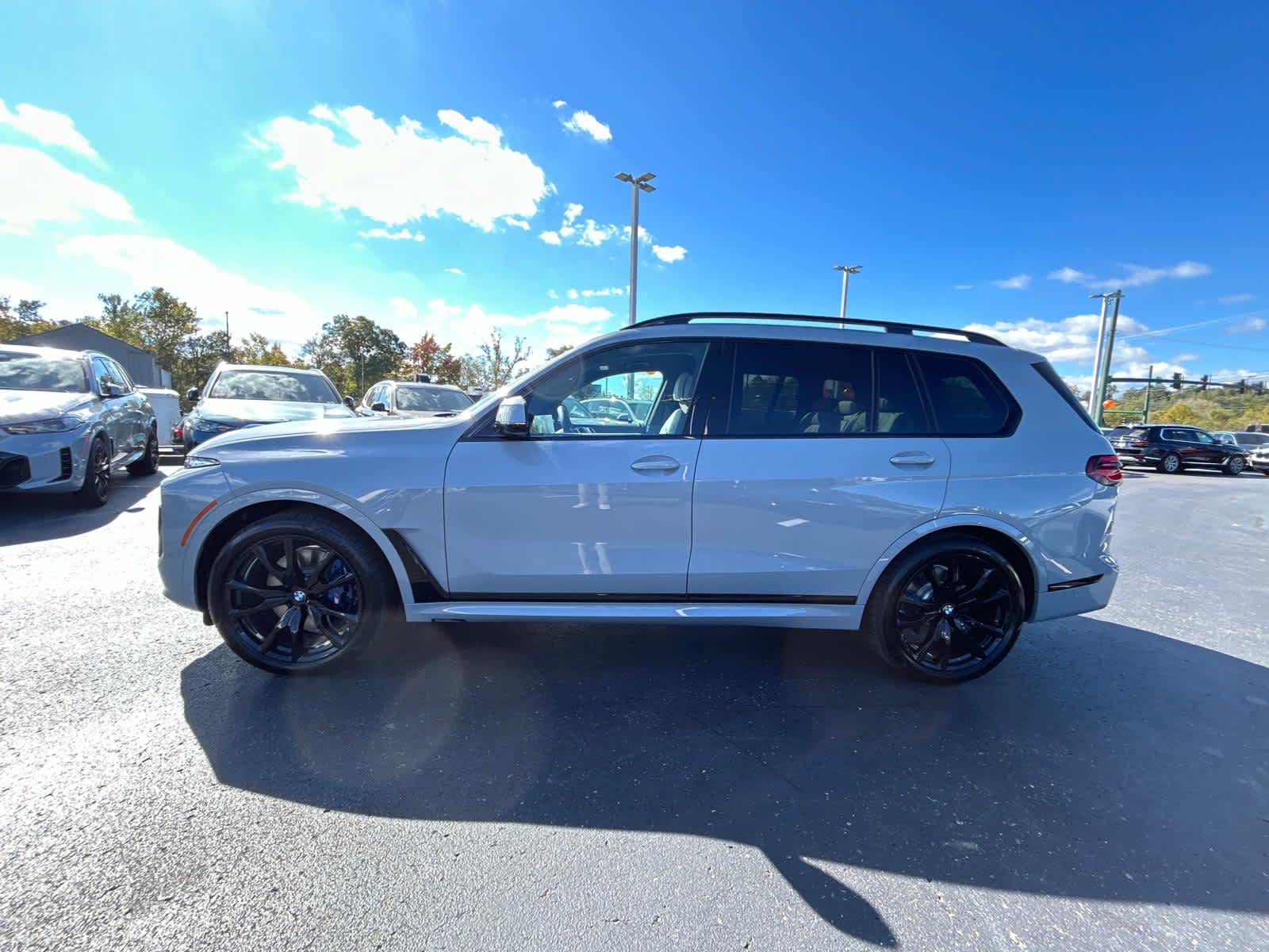 2025 BMW X7 xDrive40i 6