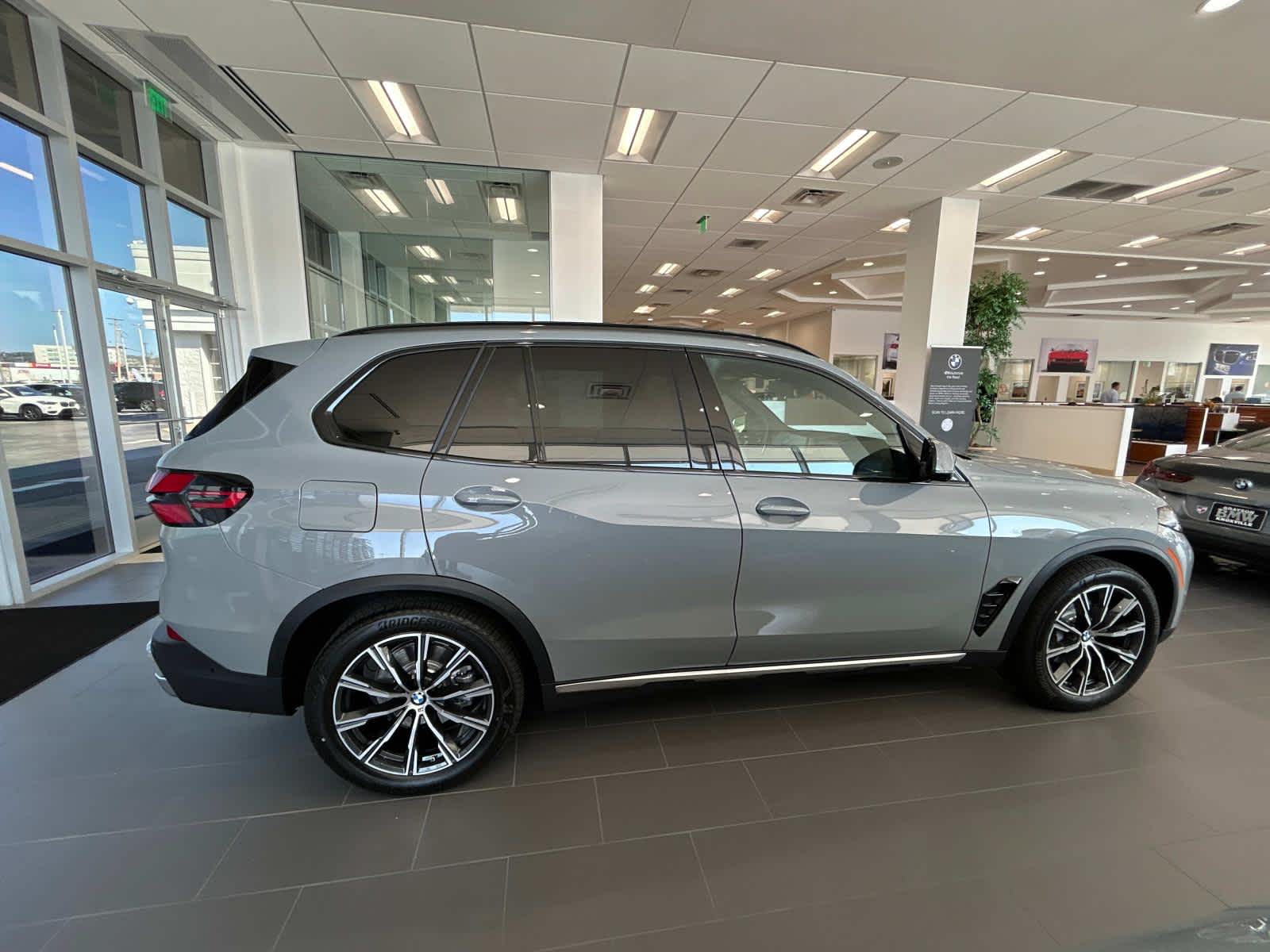 2025 BMW X5 xDrive40i 2